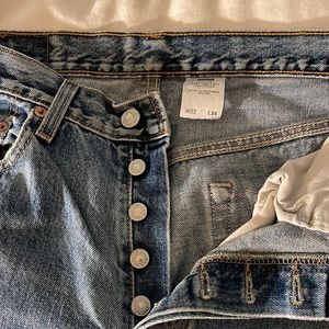 Vintage Levi’s 501s size 32W 34L